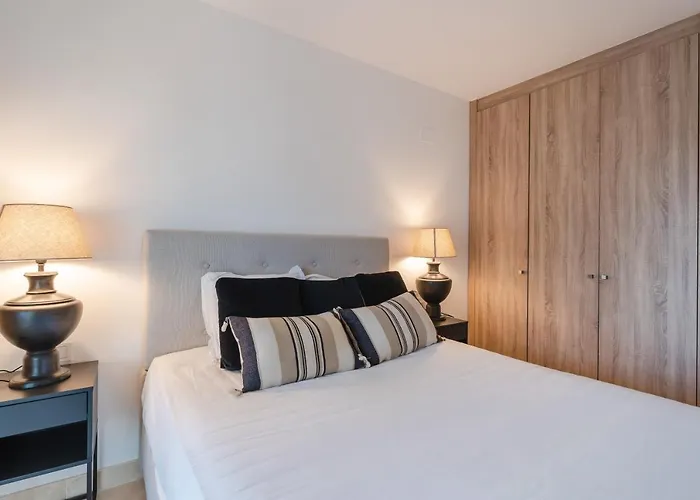 Penthouse - Royal Banus *