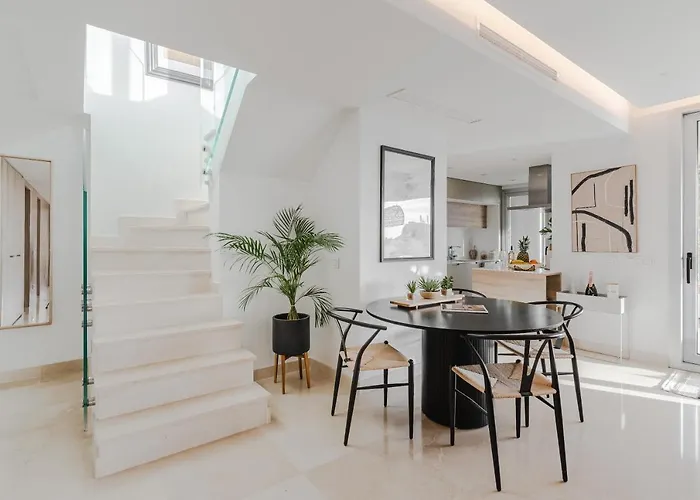 Penthouse - Royal Banus *