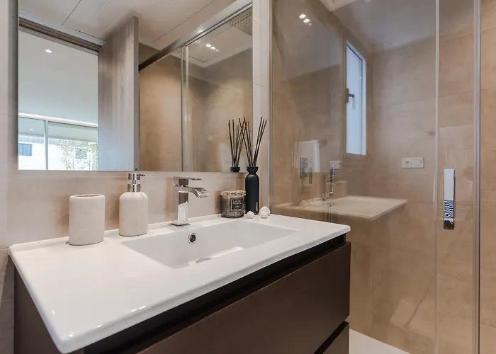 Penthouse - Royal Banus Apartment *